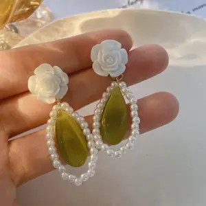设计师定制时尚饰品耳环批发散装白色玫瑰花绿色蛋白石水滴女式串珠耳环