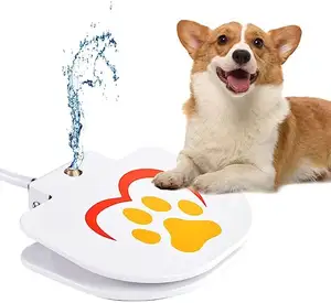 Fuente de agua resistente para perros, rociador para perros, agua potable para exteriores, fuente de agua para perros activada con pata fácil