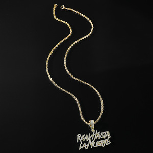 Nuevo Collar de Cadena de Acero Inoxidable Chapado en Oro y Plata, Estilo Hiphop de Lujo Ligero, con Colgante de Letra de Aleación para Hombre, Joyería de Moda - Product Image 1