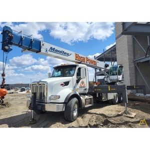 Grúa Móvil Manitex 30112S, Camión Peterbilt, Capacidad de Carga de 25 Toneladas, Motor de Bomba de Caja de Cambios para Construcción - Product Image 1