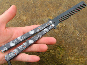 Kuaför Paslanmaz Çelik Kelebek Eğitim Tarak Vintage İskelet Katlanır Bıçak Uygulama saç fırçaları Salon Araçları UN777 - Product Image 3