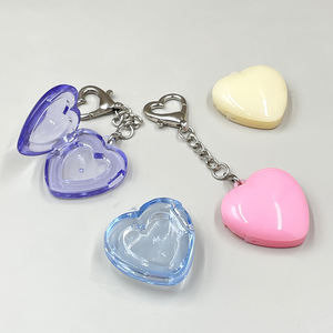 กล่องแป้งบลัชออนรูปหัวใจมาการองแบบใหม่ พร้อมพวงกุญแจ กล่องพลาสติกเปล่า บรรจุภัณฑ์เครื่องสำอางหลากสี - Product Image 4