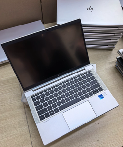 Portátil Ligero de Metal EliteBook 830 G8 I5-1135G7/<span class=keywords><strong>i7</strong></span>-<span class=keywords><strong>1165G7</strong></span> con 8 GB de RAM + 256 GB de SSD y Pantalla de 13.3 Pulgadas - Product Image 1