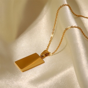 Collier vintage en cristal bleu œil-de-tigre, plaqué or 18 carats, en acier inoxydable, avec pendentif rectangulaire pour femme - Product Image 4