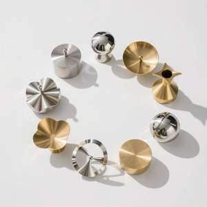 Plateau à collation unique et créatif pour la maison, en acier inoxydable, finition brillante, art abstrait, design moderne et luxueux, personnalisable par OEM, garantie 3 ans - Product Image 1