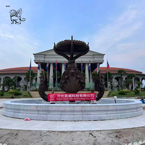 รูปปั้นงูทองแดงขนาดใหญ่ H692ซม. D1240ซม. สำหรับโครงการภาครัฐ พร้อมน้ำพุทองสัมฤทธิ์และสระหินอ่อนธรรมชาติสำหรับภายนอกอาคาร - Product Image 1