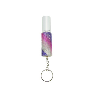 Lindo Mini Frasco de Perfume de 5ml con Incrustaciones de Diamantes, Sub-frasco de Perfume para Mujer, Llavero Brillante, Accesorios de Llavero de Autodefensa - Product Image 3