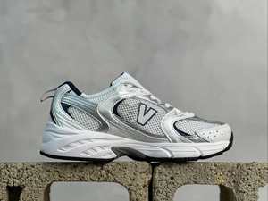 Zapatos Deportivos de Lujo de Diseño Nuevo, con Parte Superior de Malla, Cierre de Calcetín, Suela Gruesa con Amortiguación, Antiolor, Modernos y Casuales para Caminar - Product Image 2