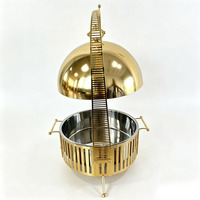Neuer Goldener Edelstahl Alkoholbetriebener Chafing Dish Buffet-Speisenwärmer Set 8L Fassungsvermögen Modernes Design für Catering und Restaurants
