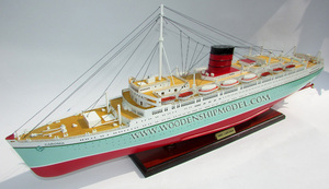 Maqueta de Barco de Madera RMS Caronia, Idea de Regalo Original - Product Image 3