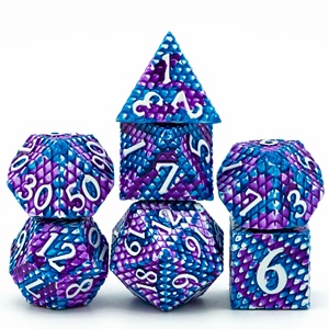 Cho udixi Biểu Tượng Tùy Chỉnh RPG Đa Diện Kim Loại <span class=keywords><strong>Dice</strong></span> <span class=keywords><strong>Set</strong></span> Trắng & Tím Rồng Quy Mô Cho Dungeons & Dragons Đóng Gói Trong Hộp Kim Loại - Product Image 4