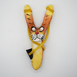 Handgefertigte Holzschnitzerei Cartoon-Tier Schleuder für Kinderspielzeug - Product Image 3