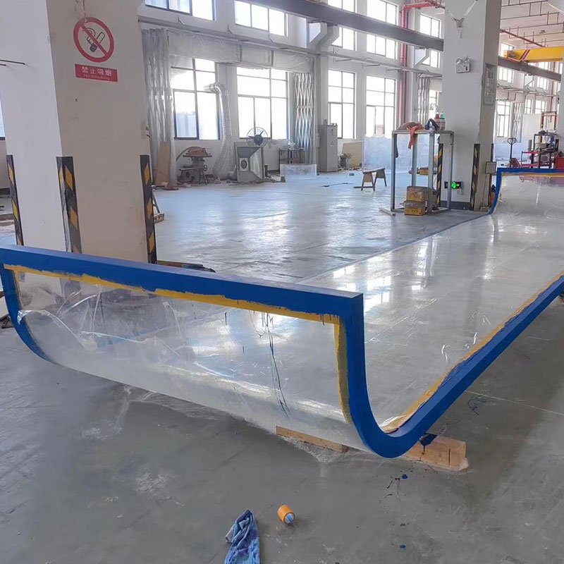 โปร่งใส