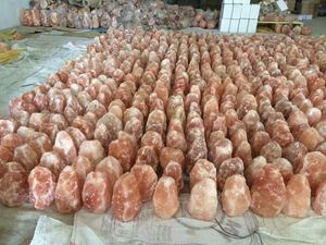 Wooden Base Decoration Pakistan Natural Shape <strong>Salt</strong> <strong>Lamp</strong> Crystal Rock Stone pink <strong>Himalayan</strong> <strong>Salt</strong> <strong>Lamp</strong> for Sale 2-3kgs - Product Image 3