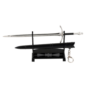 Drames de cinéma et de télévision <span class=keywords><strong>Le</strong></span> <span class=keywords><strong>Seigneur</strong></span> <span class=keywords><strong>des</strong></span> <span class=keywords><strong>Anneaux</strong></span> Assistant Gandalf Glamdring Épée Mini Arme 22cm 76g Porte-clés en métal - Product Image 2