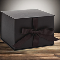 Boîte à bijoux en papier ondulé de luxe Feuille d'or et boîte-cadeau pliante d'estampage avec de nouvelles innovations Bon prix pour l'industrie alimentaire