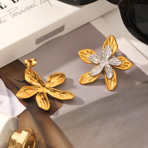 أقراط زهور عصرية متعددة الطبقات من الفولاذ المقاوم للصدأ غير قابلة للصدأ من KITI للنساء بالجملة - Product Image 5