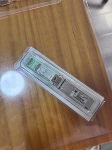 Transceptor de Fibra Óptica QSFP-100G-FR-S 100GBASE-FR 100G QSFP28 Single Lambda 1310nm 2km SMF con Conector Dual LC - Product Image 1