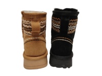 Bottes d'hiver pour femmes, personnalisées OEM ODM, ethniques, brodées, à plateforme épaisse, doublées de fourrure, chaudes, confortables, antidérapantes, bottes à la cheville