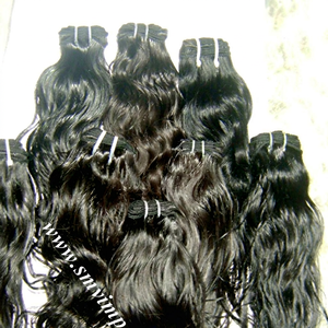 Suministro de fábrica que vende cabello indio crudo tejido, sin desprendimiento y enredo de cabello virgen, cabello humano sin procesar. Pelo de buena textura - Product Image 1