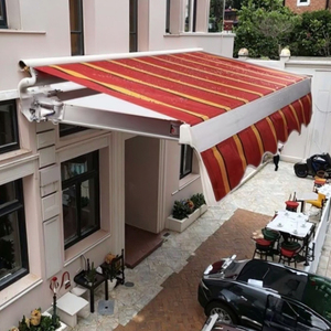 Toldos Telescópicos de Aleación de Aluminio con Control Remoto, Anti-UV, Impermeables, para Jardín, Patio, Balcón, Cafetería - Product Image 1