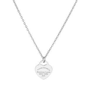 Collier pendentif cœur en acier inoxydable européen américain, style luxueux, plaqué or, cœur de pêche gravé, chaîne - Product Image 4