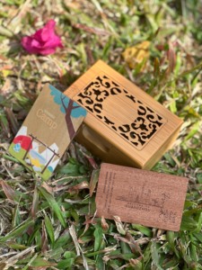 Tarjetas de Membresía de Madera Natural con Chip NFC Inteligente NTAG213/216 de 13.56MHz, Resistentes al Agua, para Uso en Hoteles, con Certificación FSC - Product Image 3
