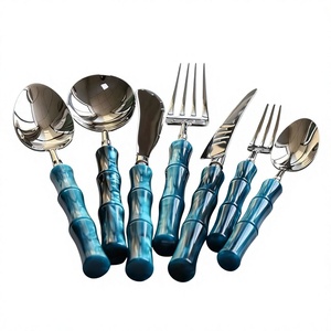 Ensemble de couverts en acier inoxydable poli miroir, 7 pièces, cuillères, fourchettes, couteaux, avec manches en résine bleue, design Bambo, fournitures pour restaurants - Product Image 1