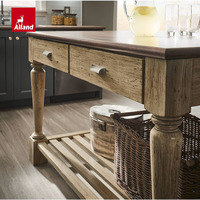 Armoire de cuisine Alland New Haven en érable Earl Grey et érable Sea Salt Boardwalk avec placard latéral haut, modèle Appaloosa