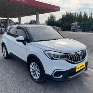 Zhonghua V3 2020 1.6L Classique Petit <span class=keywords><strong>SUV</strong></span> Boîte Manuelle 5 Vitesses Voitures <span class=keywords><strong>d</strong></span>'<span class=keywords><strong>Occasion</strong></span> Pas Chères Conduite à Gauche Essence Bon État Brilliance V3 - Product Image 3