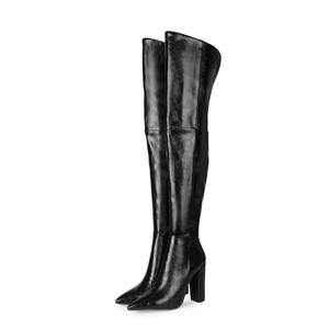 Moda de invierno para mujer de talla grande 47, botas altas sexis <span class=keywords><strong>hasta</strong></span> <span class=keywords><strong>el</strong></span> <span class=keywords><strong>muslo</strong></span> con tacones gruesos, botas largas suaves de PU por encima de la rodilla, estilo occidental - Product Image 3