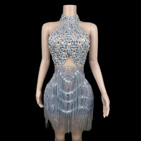Robe de fête d'anniversaire sexy avec pompon et strass Tenues de danseuse DJ Mini robe à franges et paillettes pour femmes