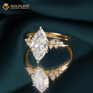แหวนแต่งงานผู้หญิงทรงมาร์คีส์ประดับเพชรแล็บโกรว์เคลือบทองคำขาว 14K ได้รับการรับรองจาก IGI รุ่นโกลด์ลีฟ สีขาว D สำหรับผู้หญิง ดีไซน์ทันสมัย - Product Image 2