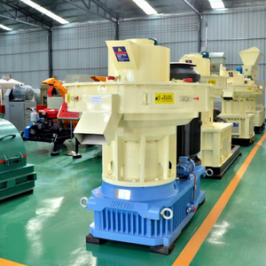 Ligne de production de granulés de biomasse entièrement automatique, moteur haute capacité 2500-5500 kg/h, machine à fabriquer des granulés de bagasse, de coques d'arachides et de bois - Product Image 1