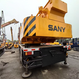 Grue hydraulique STC1000 à vendre à prix avantageux, grue SANY de 100 tonnes, camion grue STC1000 EURO III, grue de camion d'occasion - Product Image 2