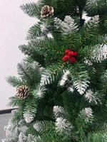 Sapin de Noël artificiel en PVC de haute qualité, rouge, avec cônes de pin, grande décoration extérieure pour jardin et accessoires photo