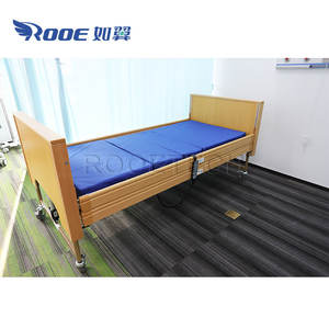 BAE509 سرير خشبي للعناية الكهربائية للمستشفيات والمنزل مع عمود رفع للمرضى - Product Image 6