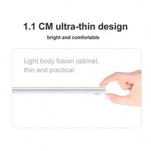 Lumière LED de placard moderne OEM 5V ultra-mince rechargeable par USB, à intensité variable, 3 températures de couleur, fixation magnétique, détecteur de mouvement, CRI élevé - Product Image 3