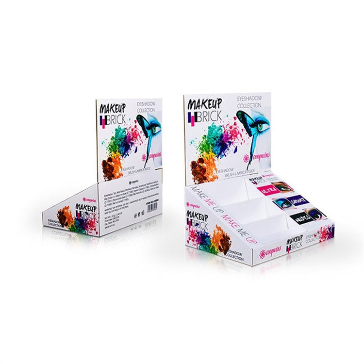 มีสีสัน