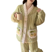 Ensemble de pyjama en flanelle d'hiver pour femmes, vêtements de détente en polaire corail chauds à manches longues pour femmes