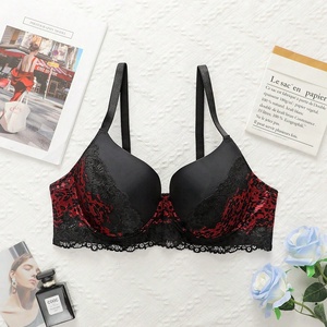 Soutien-gorge d'allaitement grande taille en dentelle de haute qualité pour <span class=keywords><strong>femmes</strong></span>, avec bretelles réglables, vente en gros OEM - Product Image 1