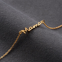 Nouveau Bracelet Pendentif Lettre « Mama » Élégant et Polyvalent, Cadeau Créatif pour la Fête des Mères, Bracelet Chaîne Double Couche Doré « Mama »