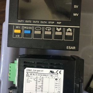E5AR สวิตช์ควบคุมอุณหภูมิ E5AR-TCCE3MWW-FLK 12V DC 15A IP21 ใช้สำหรับระบบ HVAC - Product Image 4