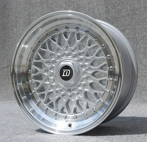 Jantes en alliage argentées de style VIP 16x8 16x9 ET15 <span class=keywords><strong>25</strong></span> 4X100 73.1CB avec rivets dorés pour personnalisation de berlines de luxe - Product Image 2