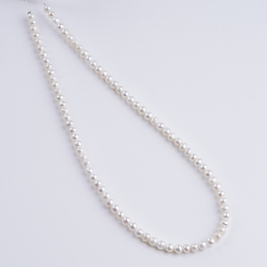 <span class=keywords><strong>Perles</strong></span> d'eau douce naturelles <span class=keywords><strong>pas</strong></span> chères, <span class=keywords><strong>grossiste</strong></span>, <span class=keywords><strong>perles</strong></span> rondes blanches AK de 4-5 mm - Product Image 5