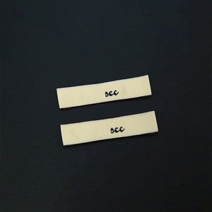 Étiquette de vêtement en coton style manuscrit avec design pliable pour les marques de mode éco-responsables et durables et les projets de bricolage - Product Image 4