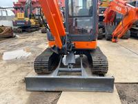 Excavatrice hydraulique sur chenilles Hitachi ZX50U d'occasion, modèle 2023, prix bas, origine Japon, moteur et pompe 5,5 tonnes