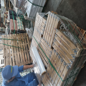 300x600mm Firebrick Antideslizante Azulejos de porcelana antibacteriana Uso interior Aislamiento térmico Diseño tradicional Pisos Paredes - Product Image 1