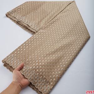 2997 algodón gran oferta recién llegados bordado de <span class=keywords><strong>alta</strong></span> calidad Material de <span class=keywords><strong>costura</strong></span> tela de encaje seco africano para hombres o mujeres tela - Product Image 6