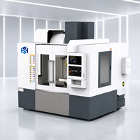 Centre d'usinage vertical CNC robuste BT40 BT50, fraiseuse de haute précision pour pièces métalliques en acier et traitement de moules